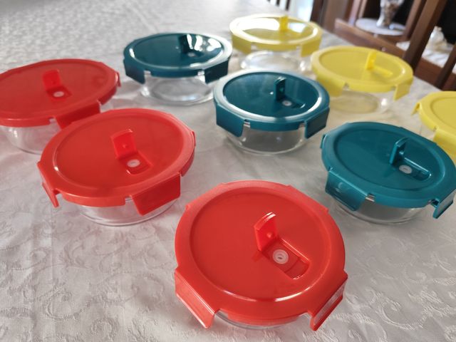 Set 9 Contenitori Vetro Coperchio Plastica