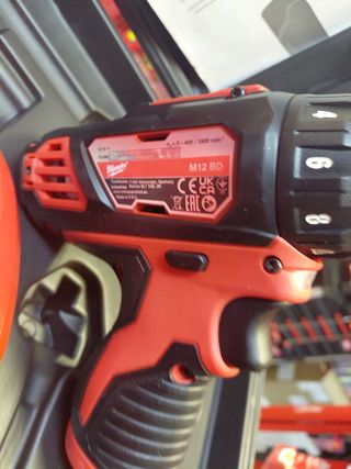 Milwaukee M12 BD-202C Taladro Atornillador