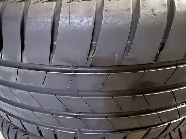 Neumáticos 215 45 17 Bridgestone