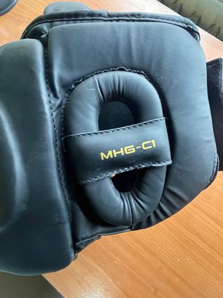 Casco de boxeo MHG-C1