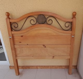 Cabecero de cama madera y forja