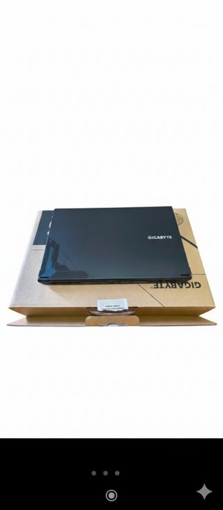 Urge venta Portátil Gigabyte G5 Nuevo a estrenar