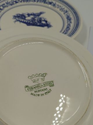 3 piattini in ceramica decorativi con decorazioni