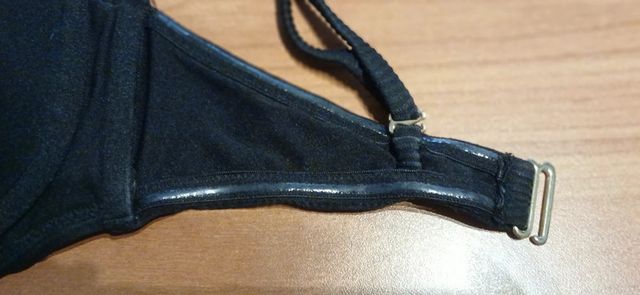 Costume da bagno due pezzi nero