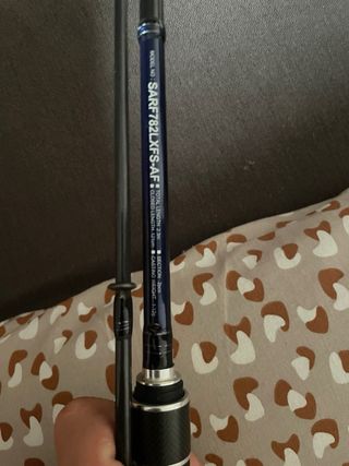 Caña de pesca y carrete daiwa y sienna