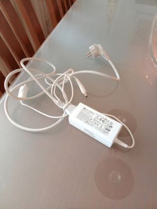 DELTA ELECTRONICS ADP-40DD B Adaptador AC