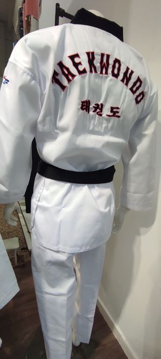 Kimono Taekwondo Cuello Negro
