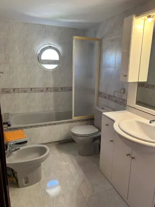Habitación amplia en Castellbisbal