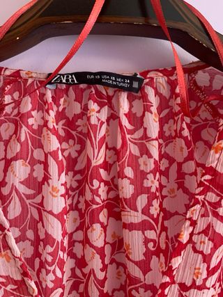 Blusa Zara Coral Estampada