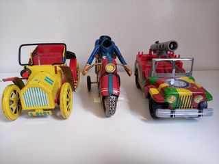 Giocattoli di latta: auto, moto e jeep