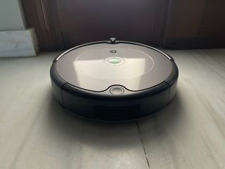 iRobot Roomba 697