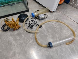 Acuario completo con accesorios