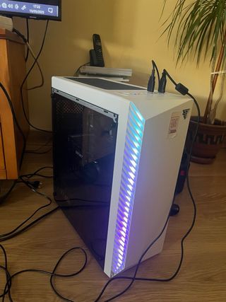 PcCom Ryzen 5 3600/16GB/480GBSSD/GTX1660 Super 