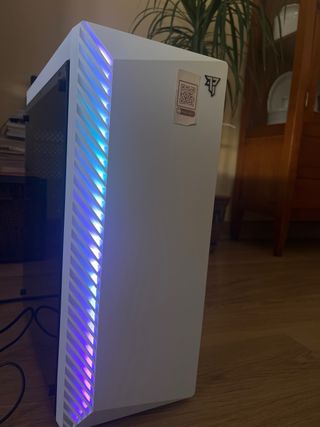 PcCom Ryzen 5 3600/16GB/480GBSSD/GTX1660 Super 