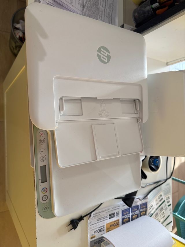 Stampante HP DeskJet 4122e