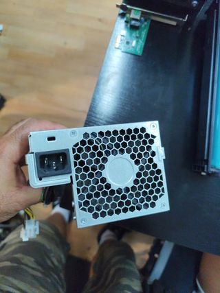 Fuente de Alimentación HP SFF 240W