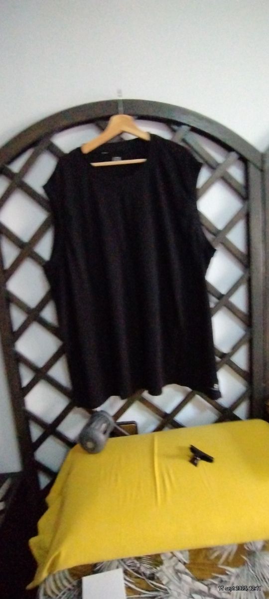 3 Camisetas sin manga  Talla 3/4 /5XL