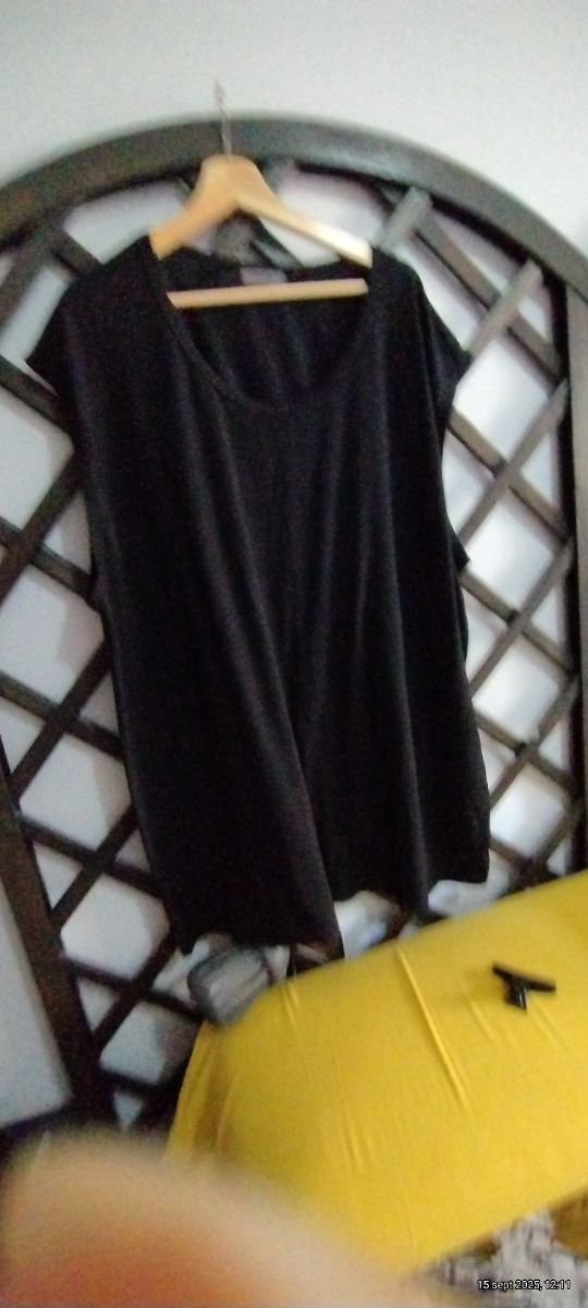 3 Camisetas sin manga  Talla 3/4 /5XL