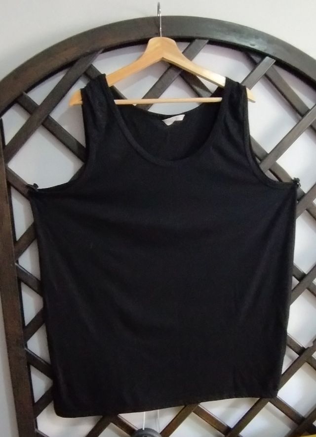 3 Camisetas sin manga  Talla 3/4 /5XL