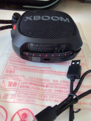 Altavoz LG XBOOM Go XG2TBK Negro