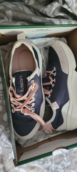 Zapatillas Lacoste Azul y Rosa
