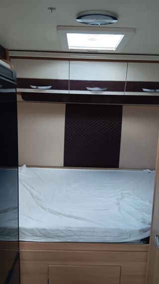 Autocaravana McLouis Glamys 226 · 6 Plazas · Ford 