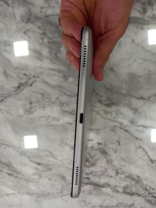 Tablet Samsung 
Modelo T510 Y T580