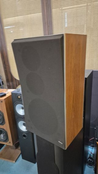 Bang & Olufsen Beovox S45II Altavoces