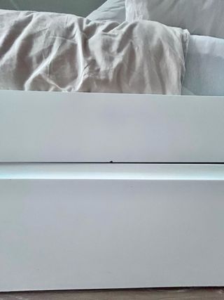Litera blanca de madera con cama nido 