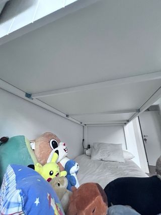 Litera blanca de madera con cama nido 