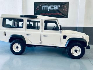 Land Rover Defender 2010