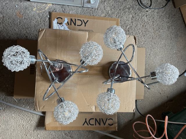 Dos lámparas de techo modernas