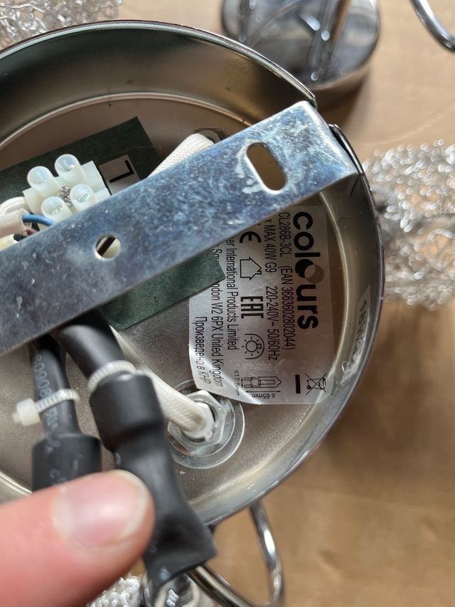 Dos lámparas de techo modernas