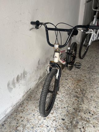 Bicicleta BMX