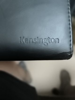 iPad 1ª Gen con Teclado Kensington y Funda Negra