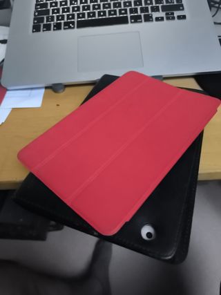 iPad 1ª Gen con Teclado Kensington y Funda Negra