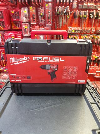 LIQUIDACION TALADRO FPD2 MILWAUKEE SOLO UNA UNIDAD