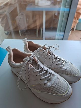 Zapatillas blancas talla 39