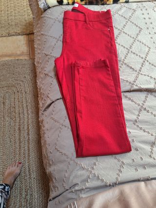 Pantalón Rojo Elástico