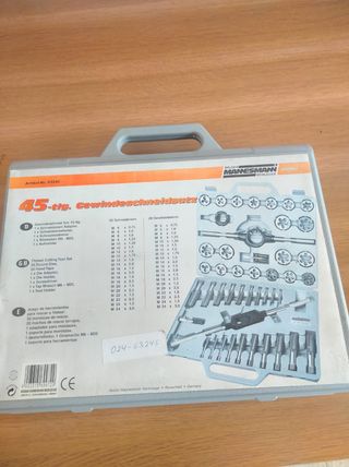 Juego de machos y terrajas 40 piezas