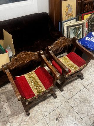 Sillón español de roble tallado 2 sillones 