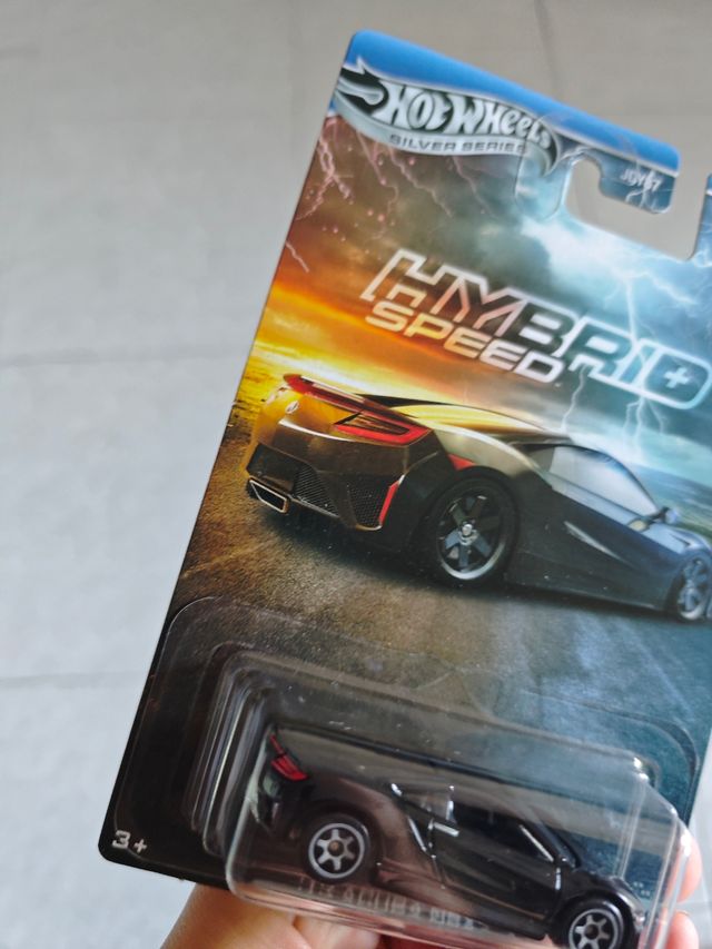 Hot Wheels Silver Series Acura NSX hybrid speed