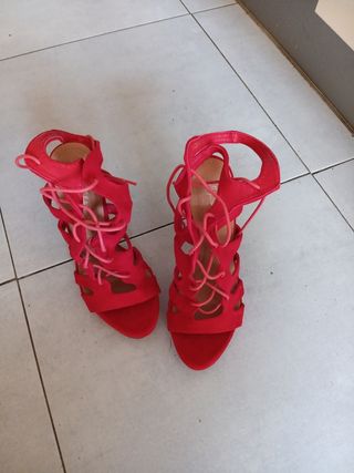 Sandalias rojas gladiador talla 39