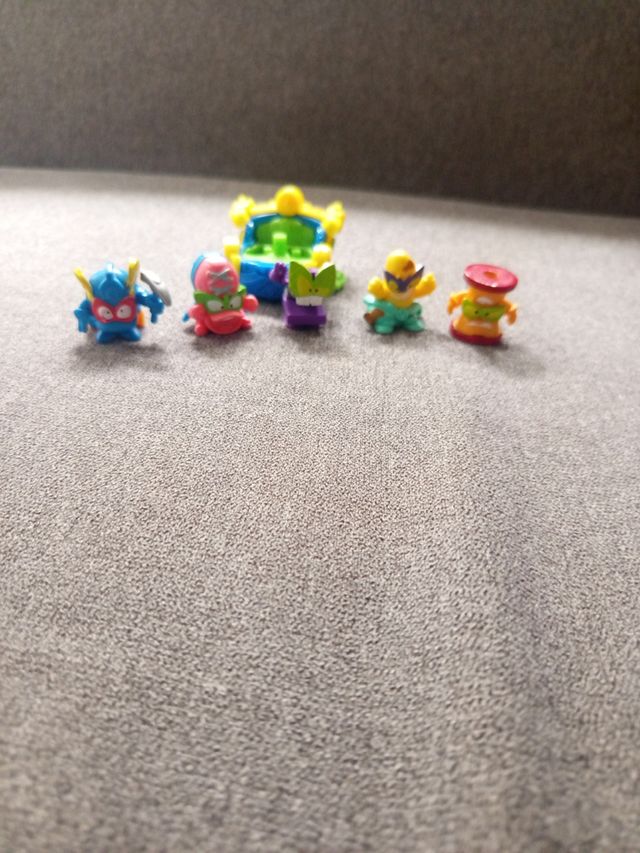 5 Superzings y Coche