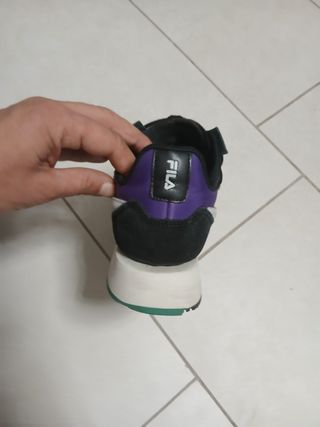 Scarpe Fila blu e viola
