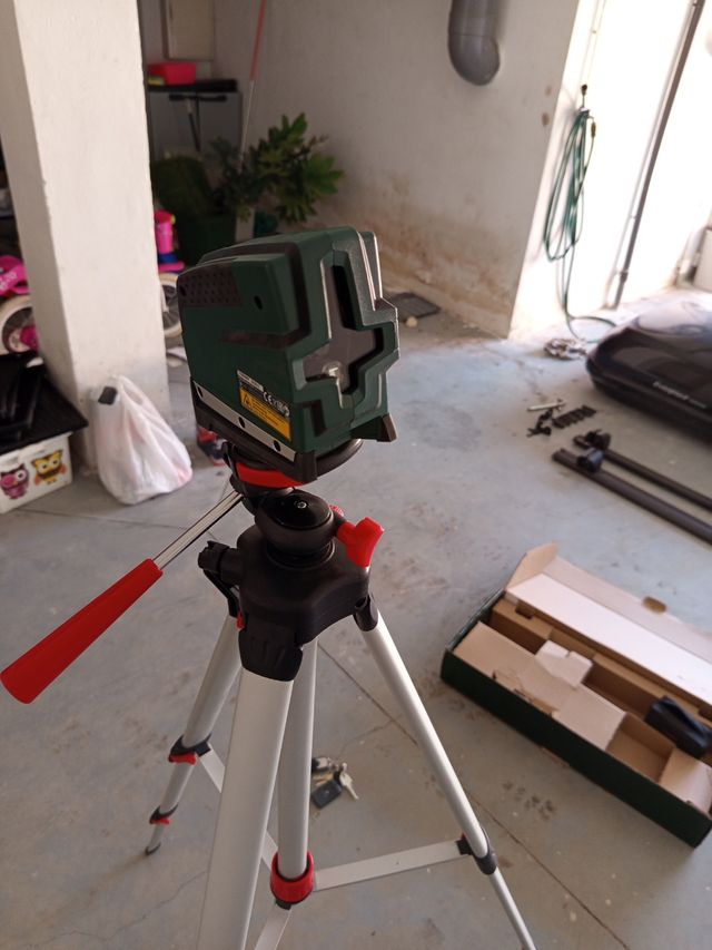 Nivel Láser Bosch Autonivelante con Trípode alumin