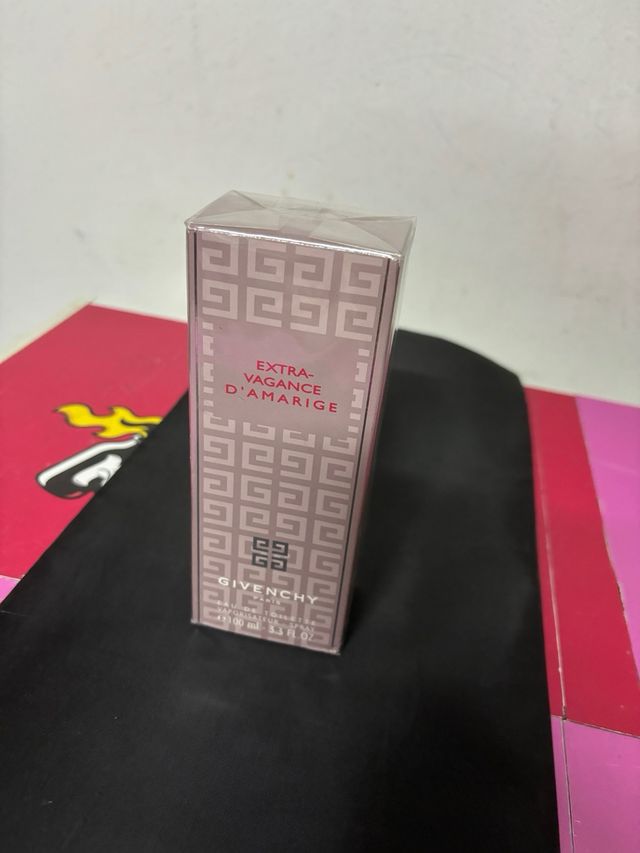 Extravagance d'Amarige Givenchy Vintage,sellado