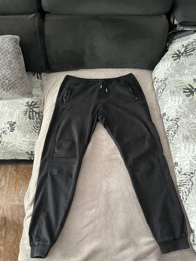 Pantalón Jogger Bershka Negro