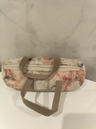 Lote de neceseres y monederos