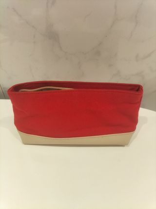 Lote de neceseres y monederos